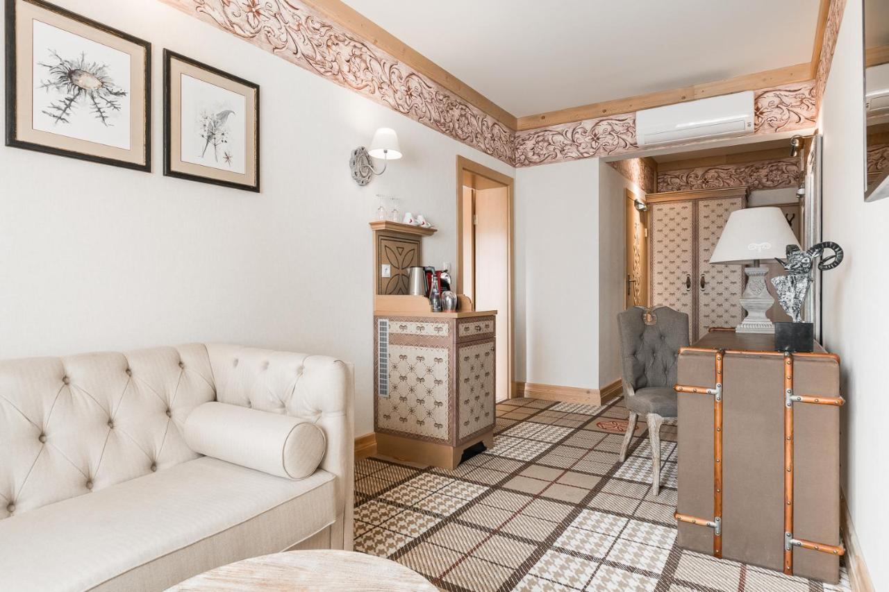 Grand Aries Suite - Building B